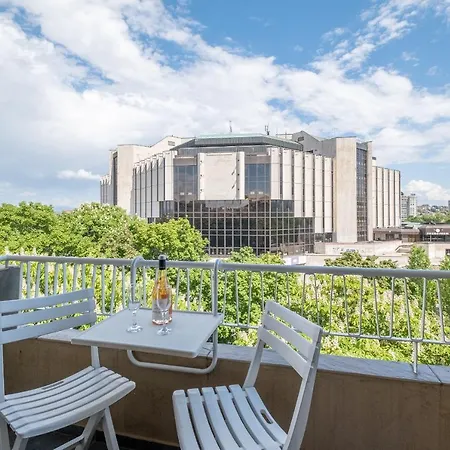 Sunrise 1bdrm View Ndk Congress Centre Апартамент